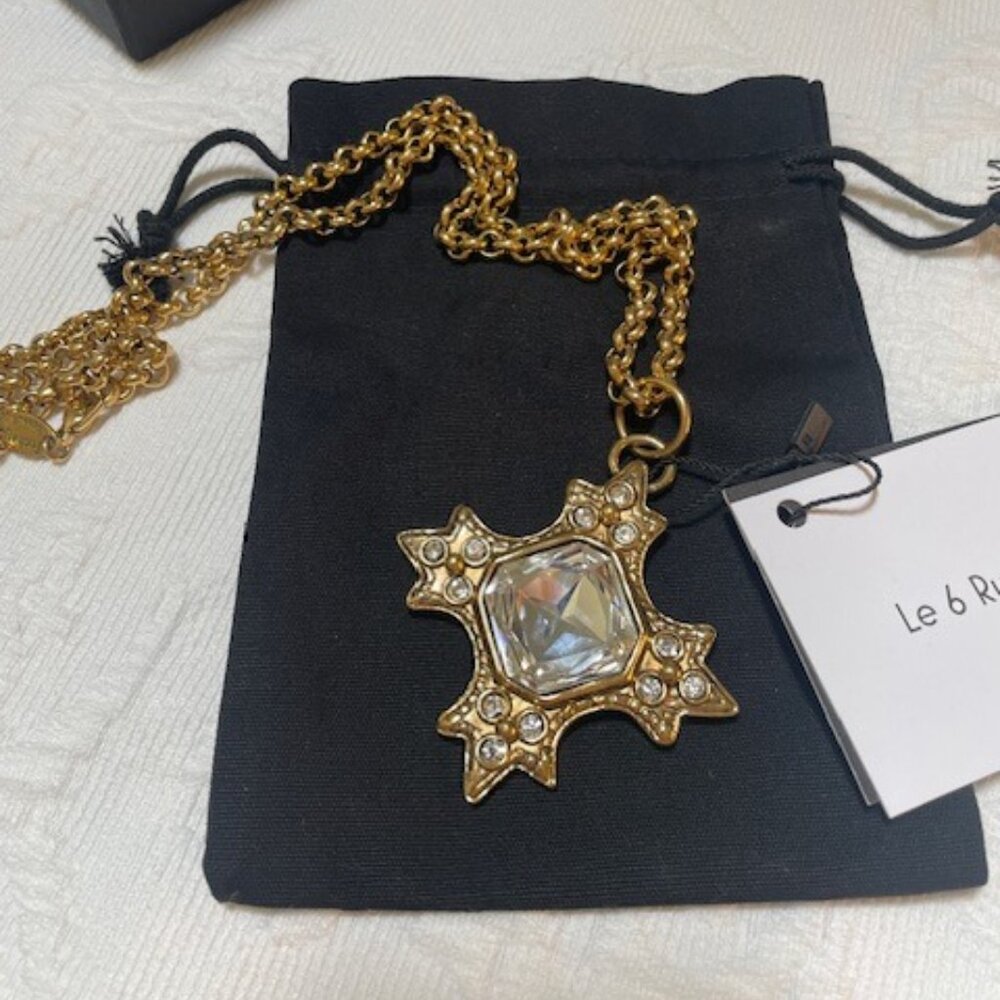 Factory Vintage Gold Toned Maltese Cross Pendant